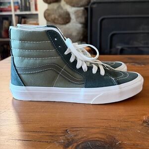 Classic Vans Sk8-Hi - Green on Green